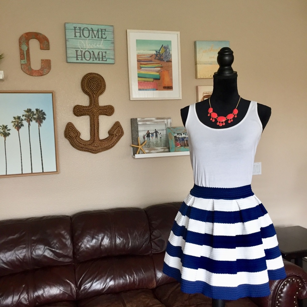 L v e C u l t u r e . n a u t i c a l . s k i r t